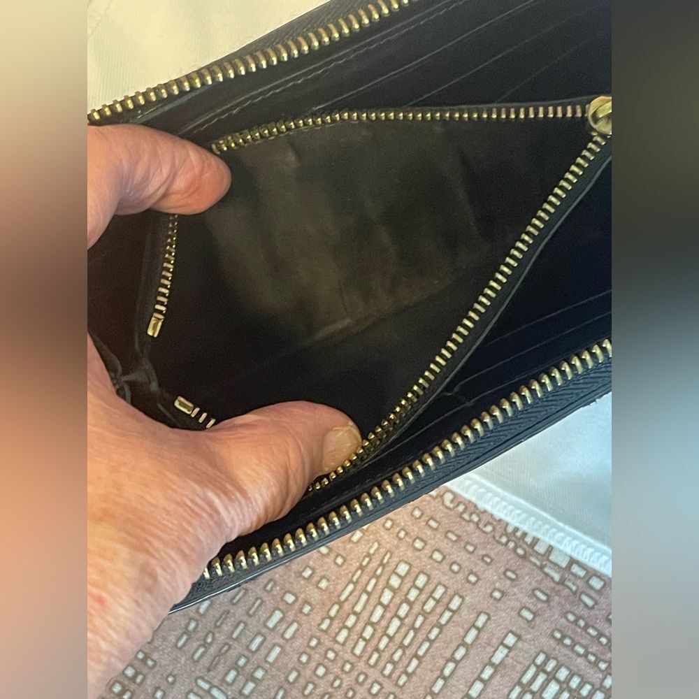 Givenchy Pandora Quilted Wallet Black Leather Gold Zip Around NEW Unused - Picture 5 of 14